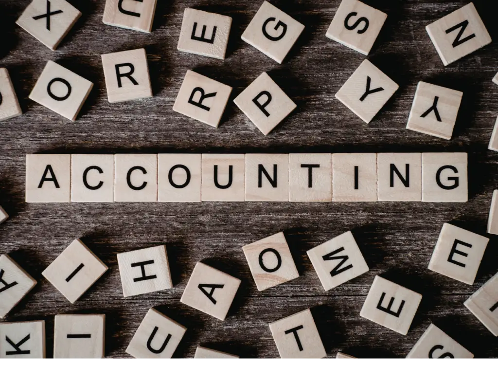 Cash vs Accrual Accounting Explained (And Which One Your Business Should Use)